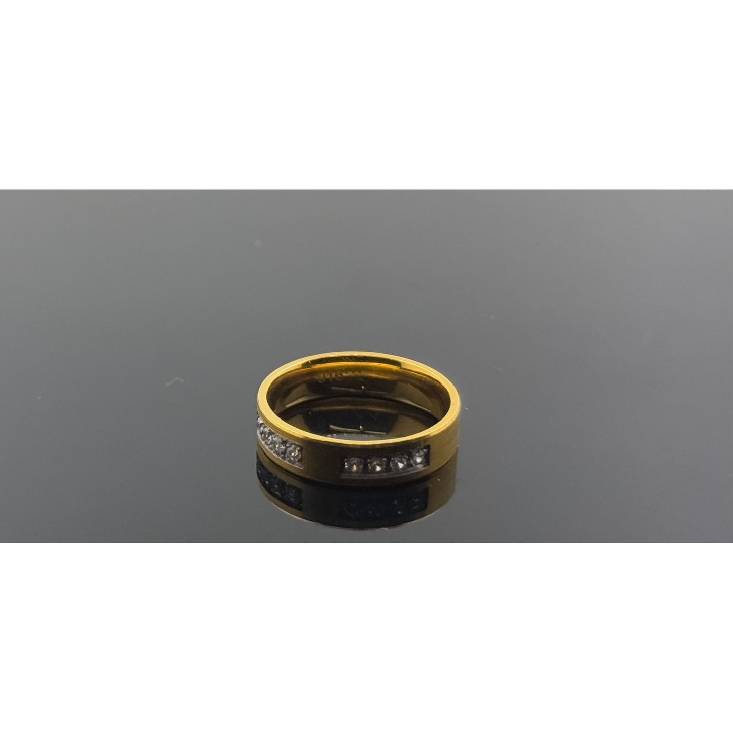 22k Solid Gold Ladies Simple Ring GR943