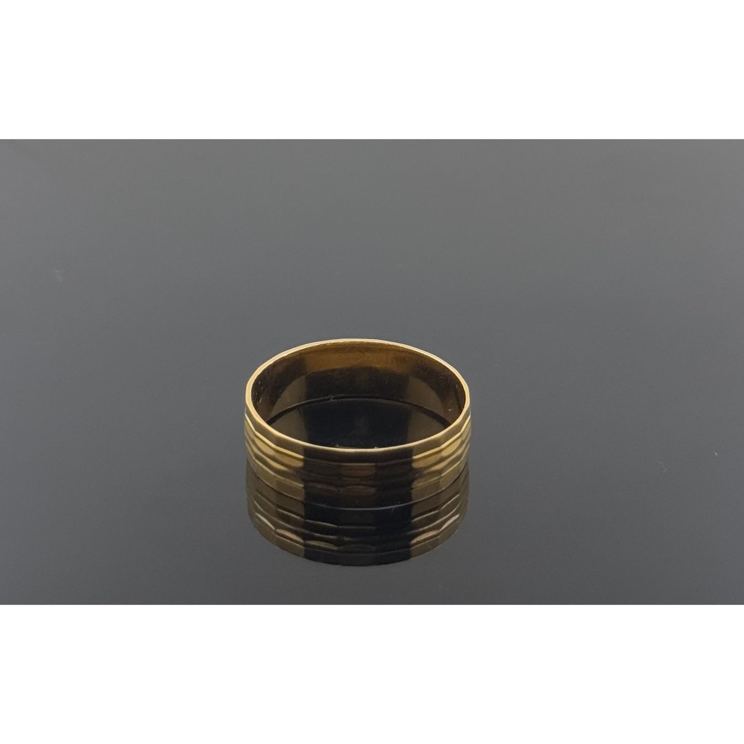 22k Solid Gold Ladies Simple Ring GR973