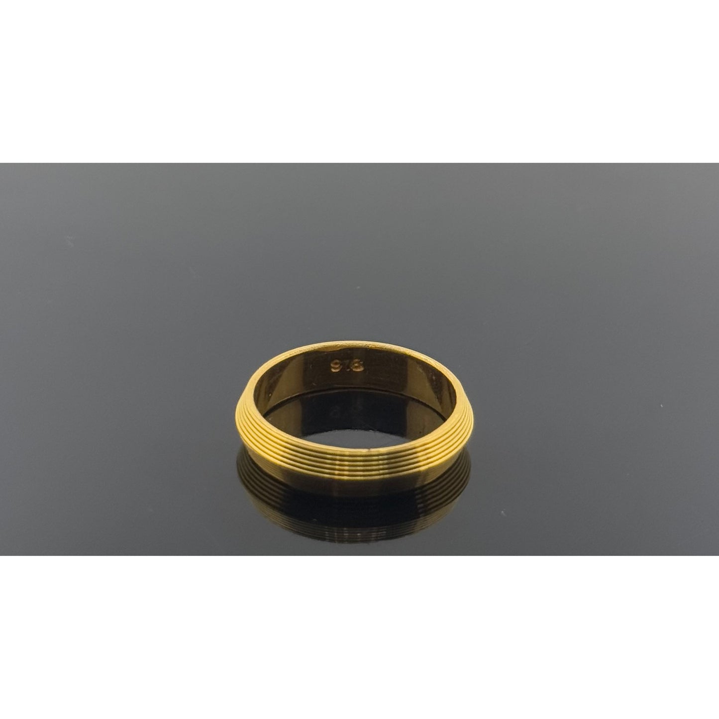 22k Solid Gold Ladies Simple Ring GR963