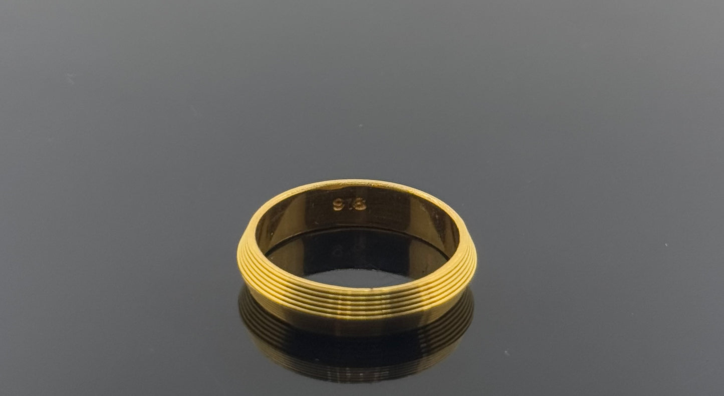 22k Solid Gold Ladies Simple Ring GR975