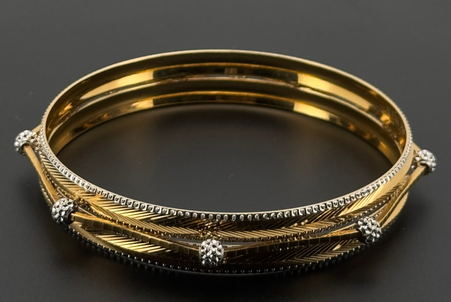 22k Solid Gold Equisite Two Tone Bangles BG2