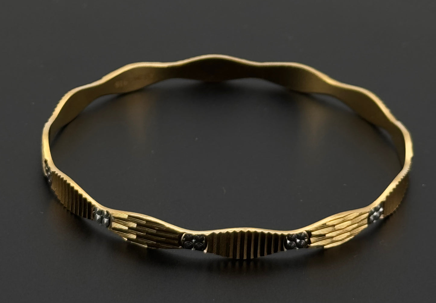 22k Solid Gold Equisite Two Tone Bangles BG19