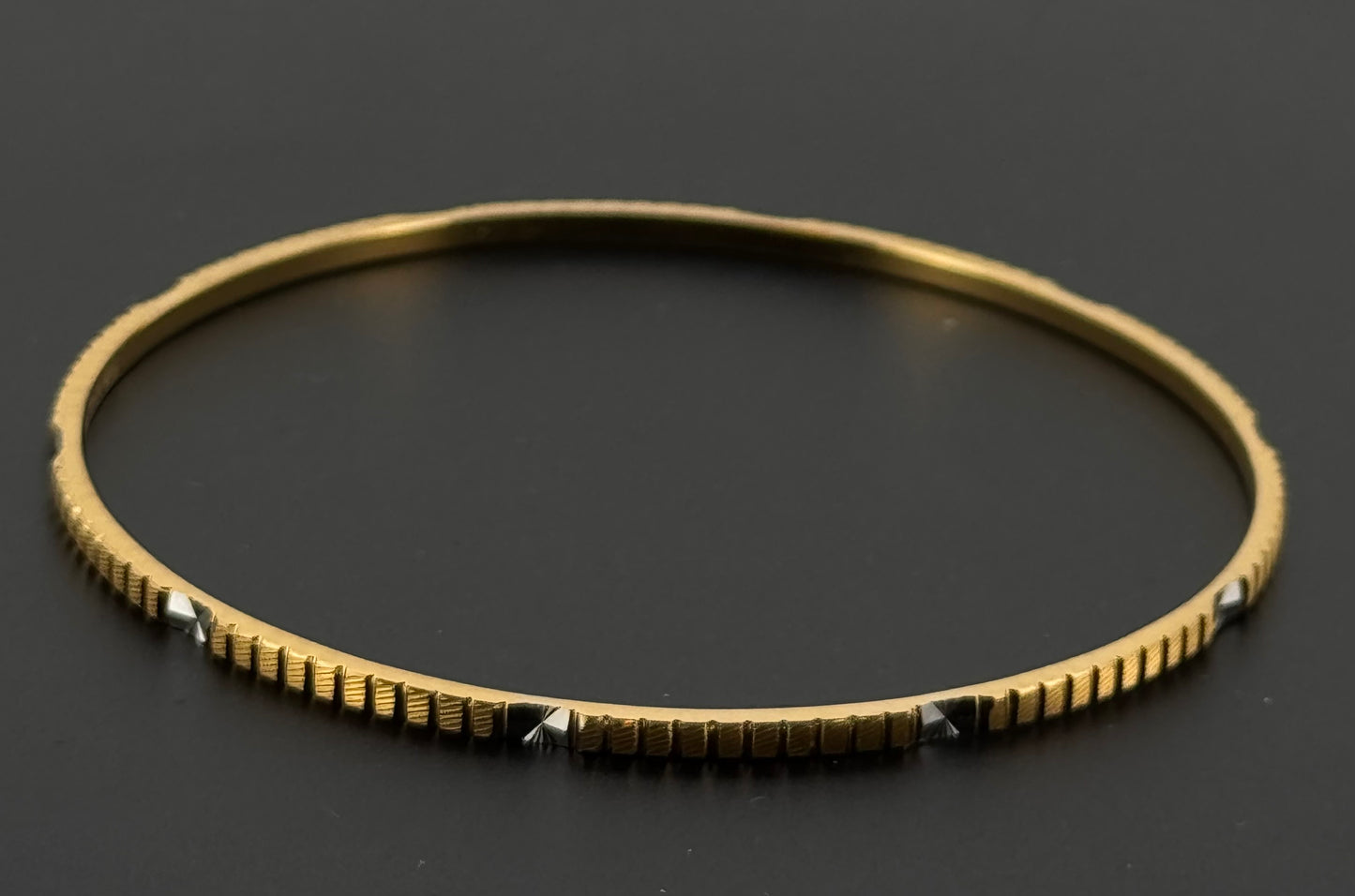 22k Solid Gold Equisite Two Tone Bangles BG45