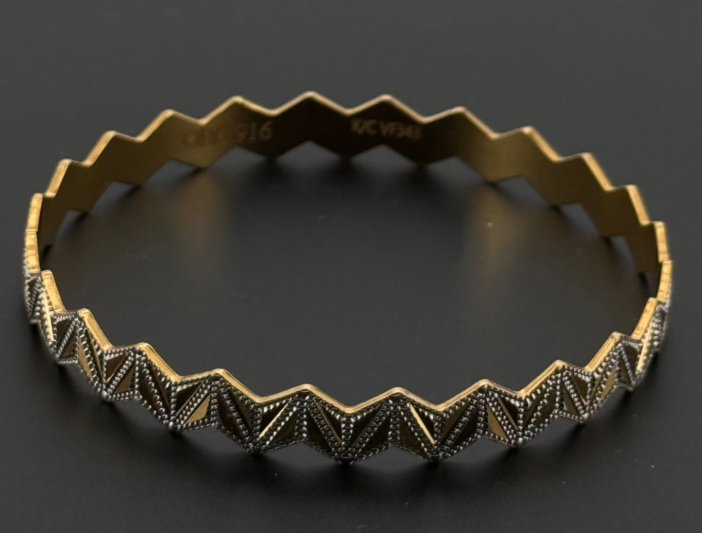 22k Solid Gold Equisite Two Tone Bangles BG49