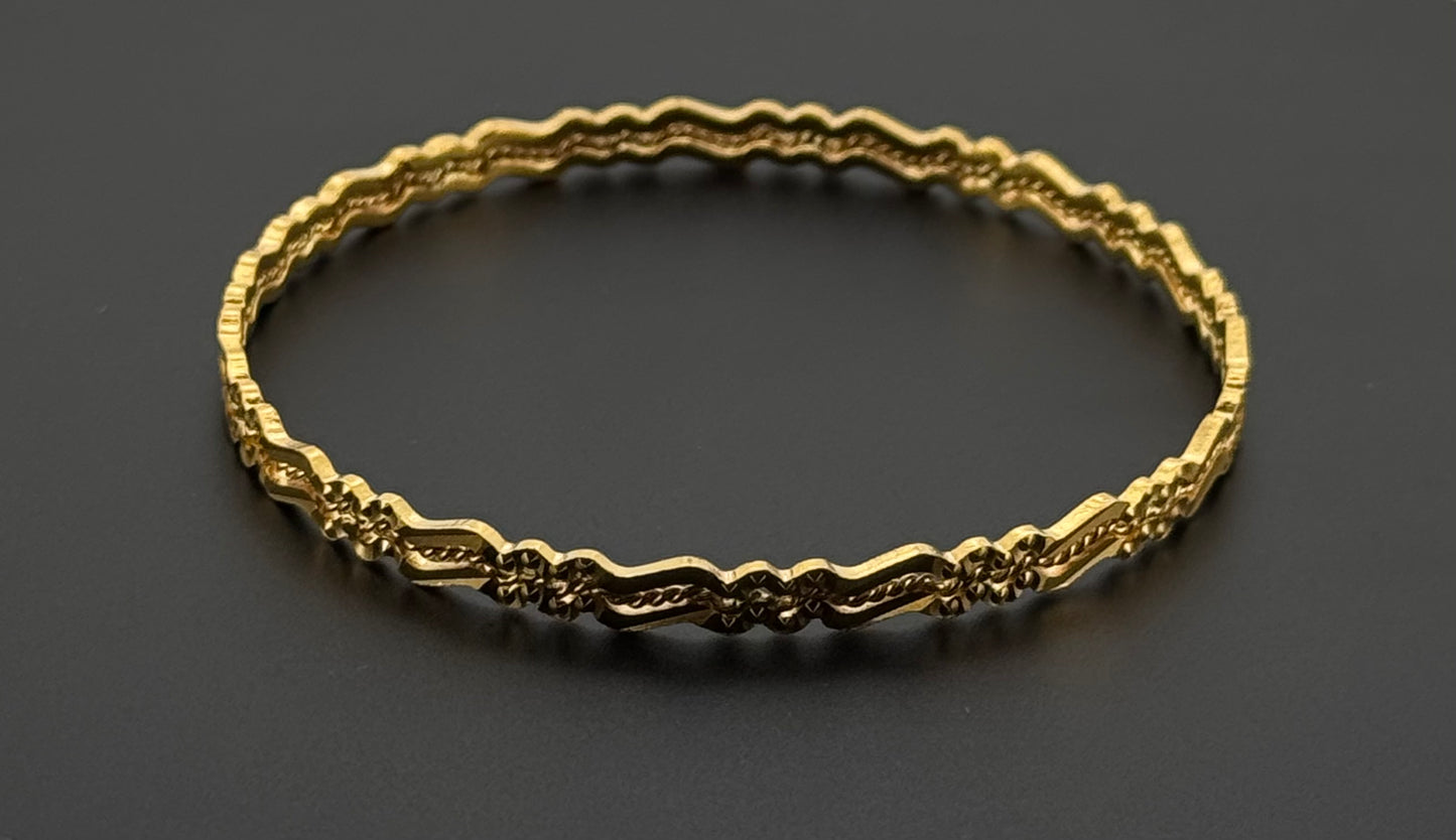22k Solid Gold Equisite Bangles BG53