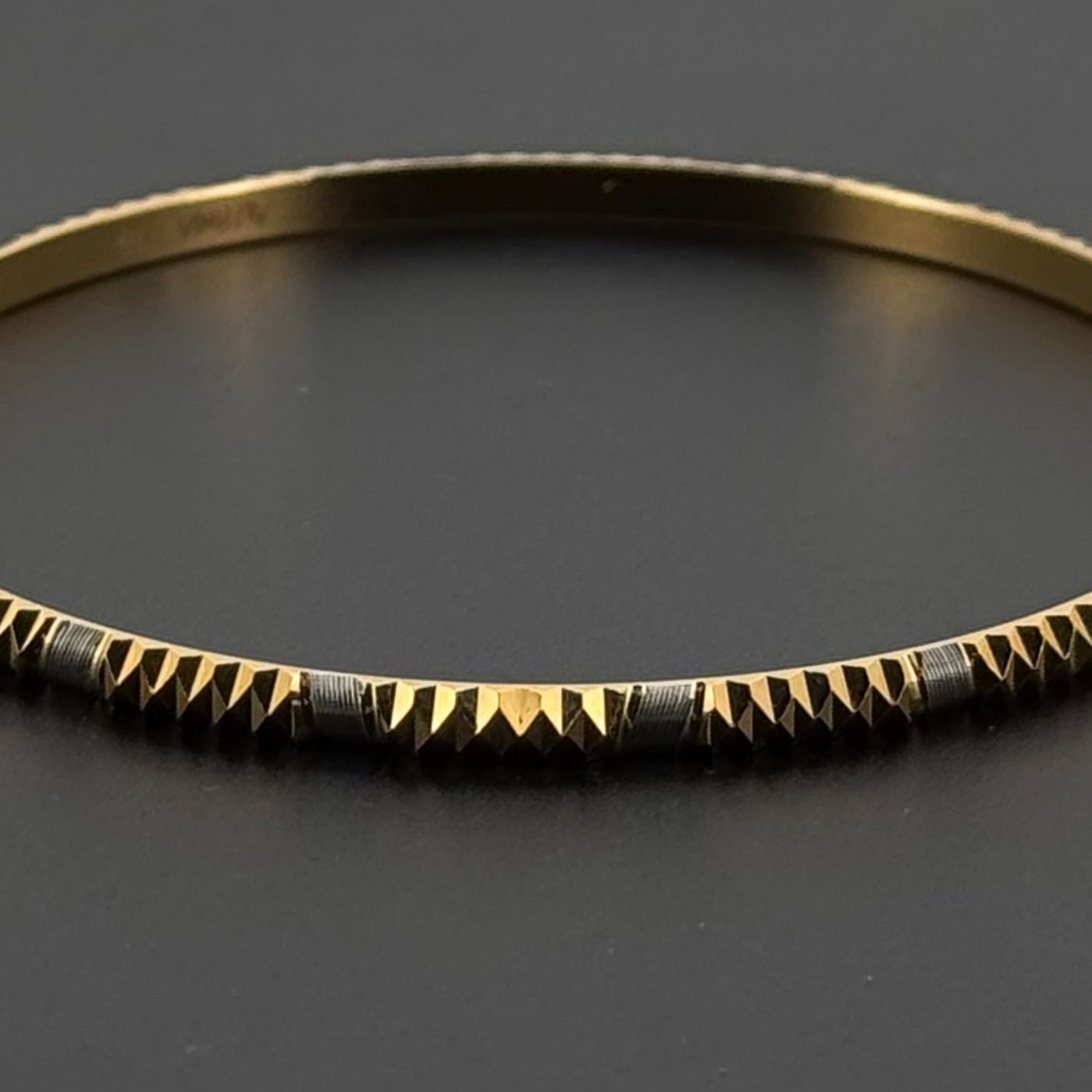 22k Solid Gold Equisite Two Tone Bangles BG86
