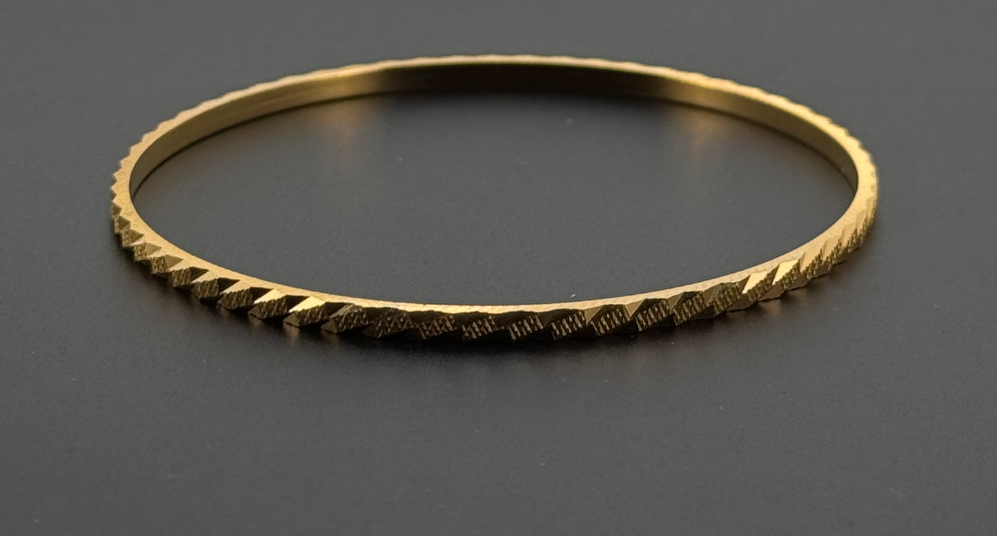 22k Solid Gold Equisite Bangles BG88