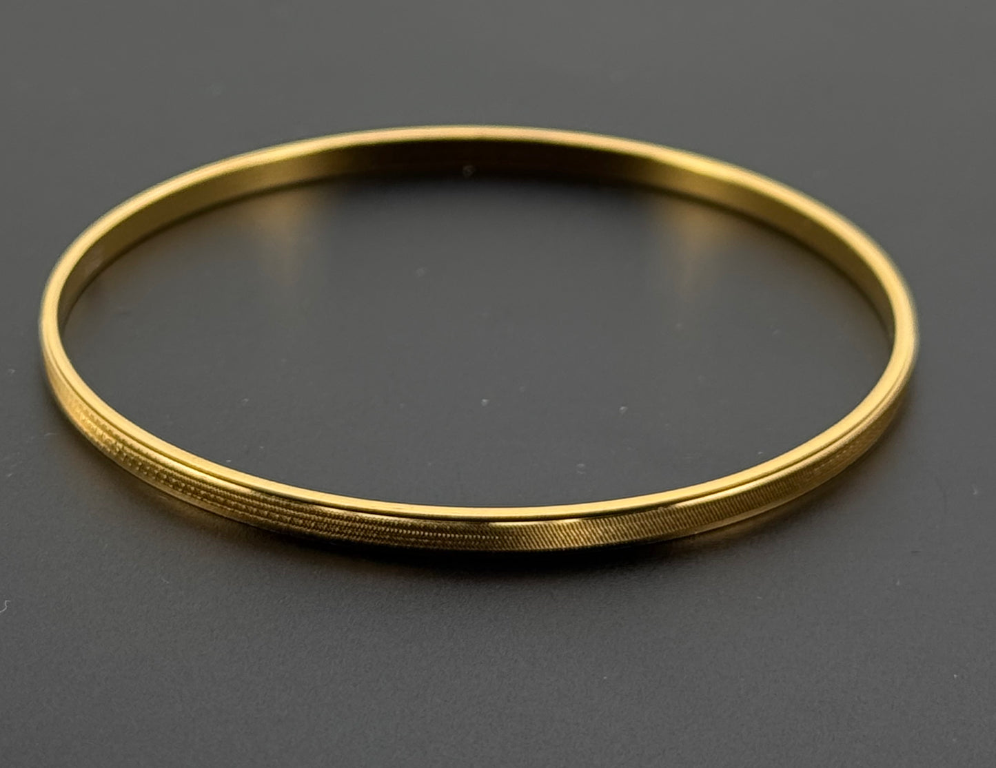 22k Solid Gold Equisite Two Tone Bangles BG114