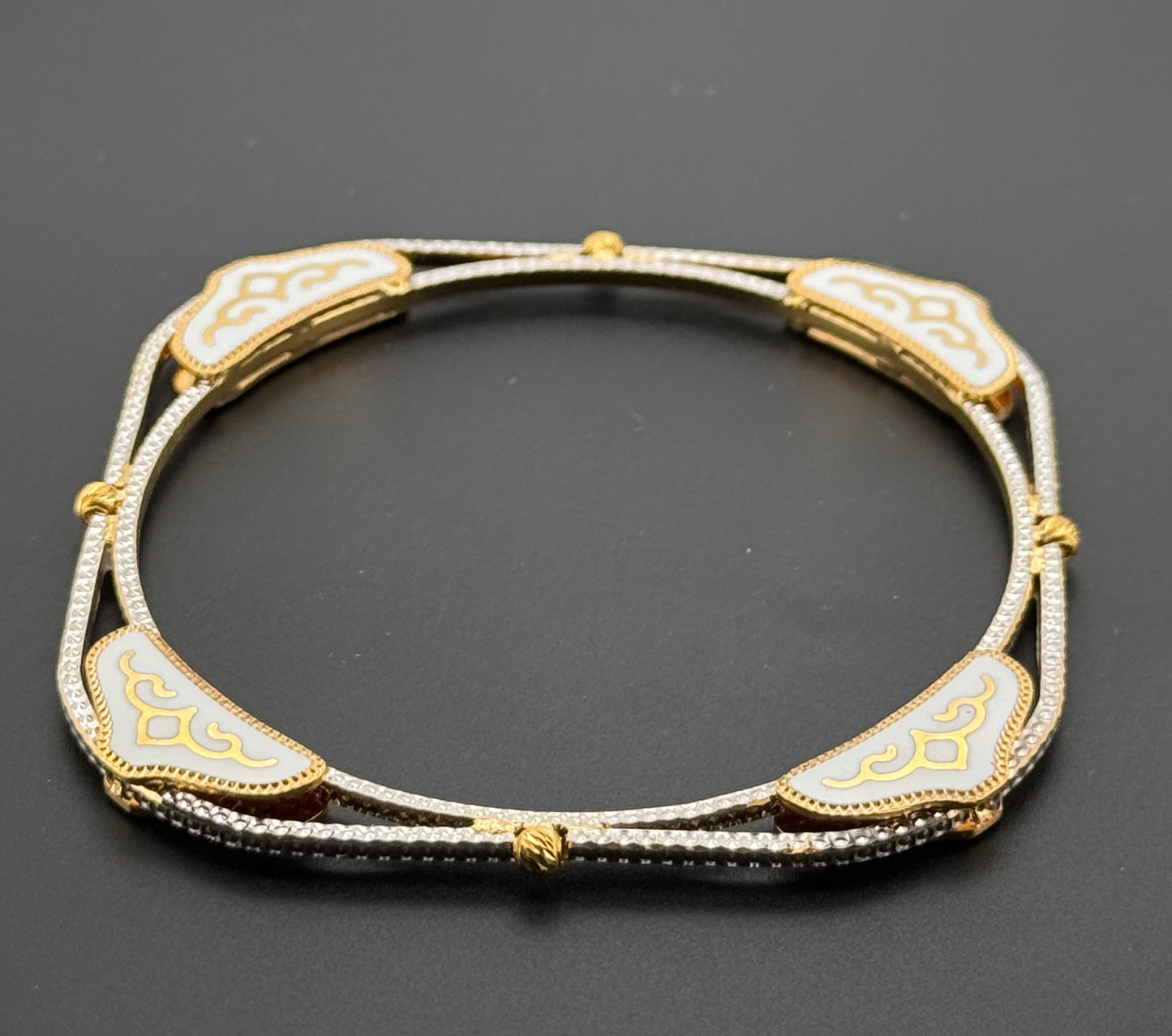 22k Solid Gold Equisite Two Tone Bangles BG118