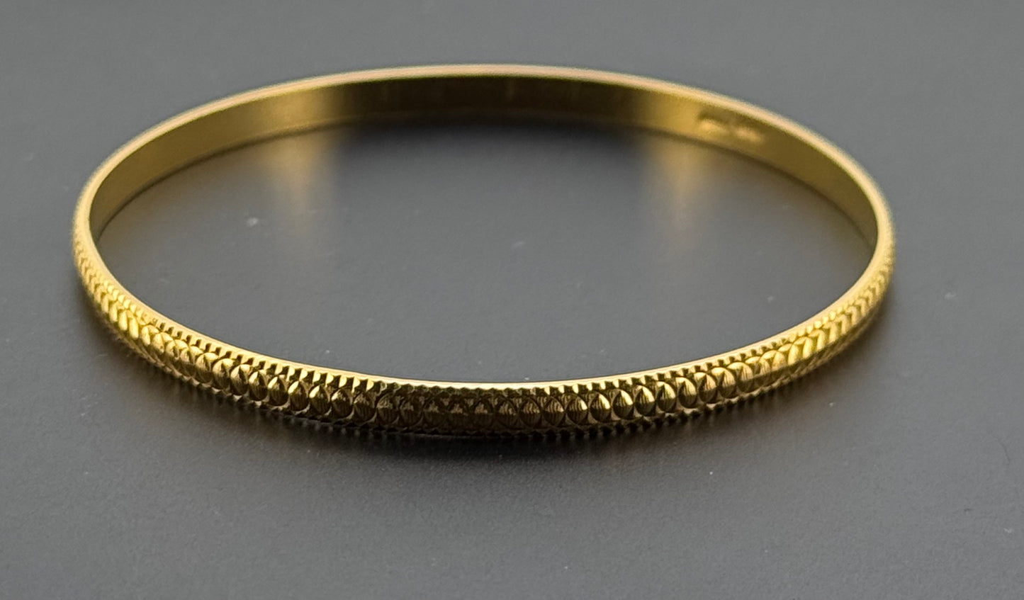 22k Solid Gold Equisite Bangles BG127