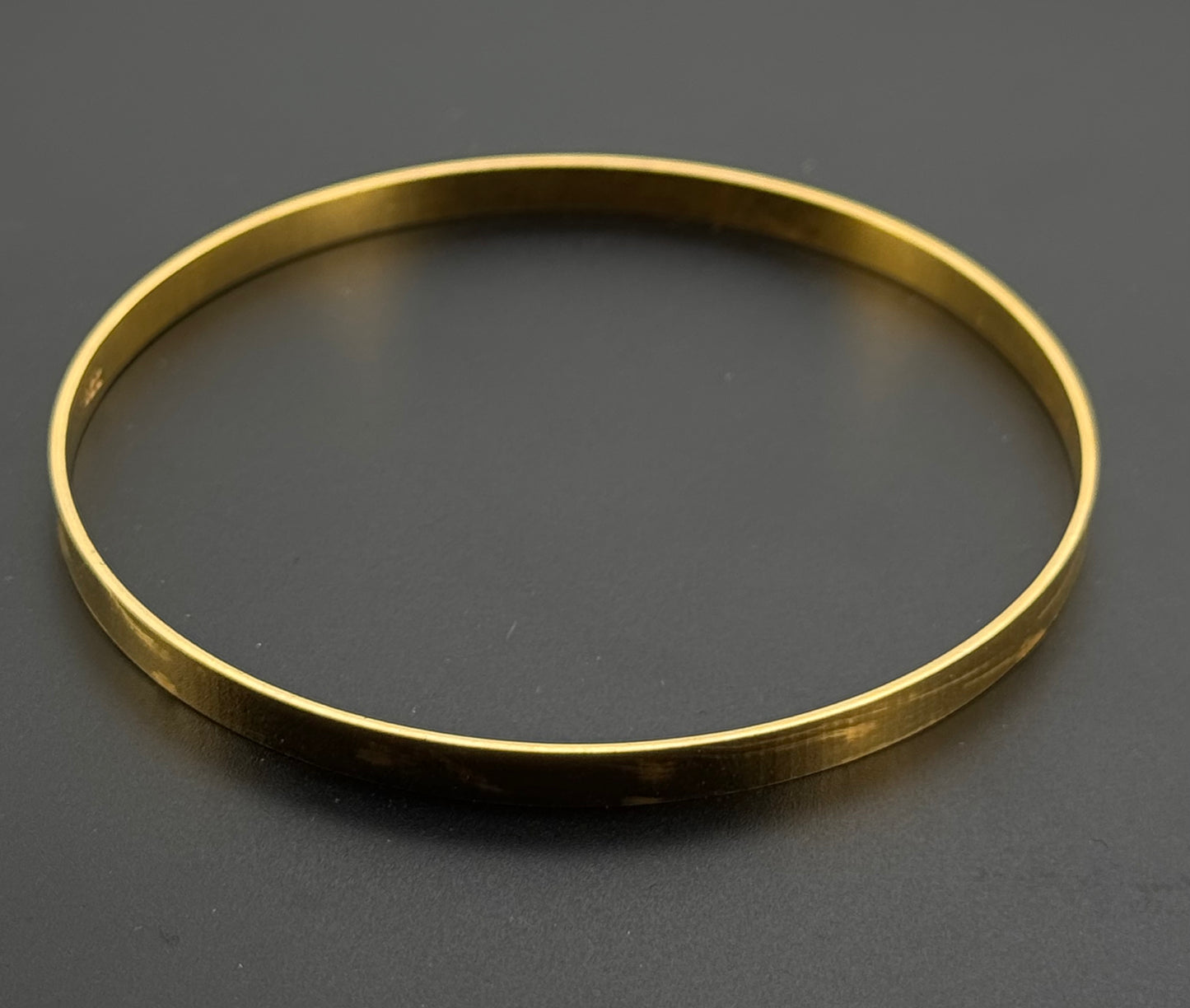 22k Solid Gold Equisite Bangles BG195