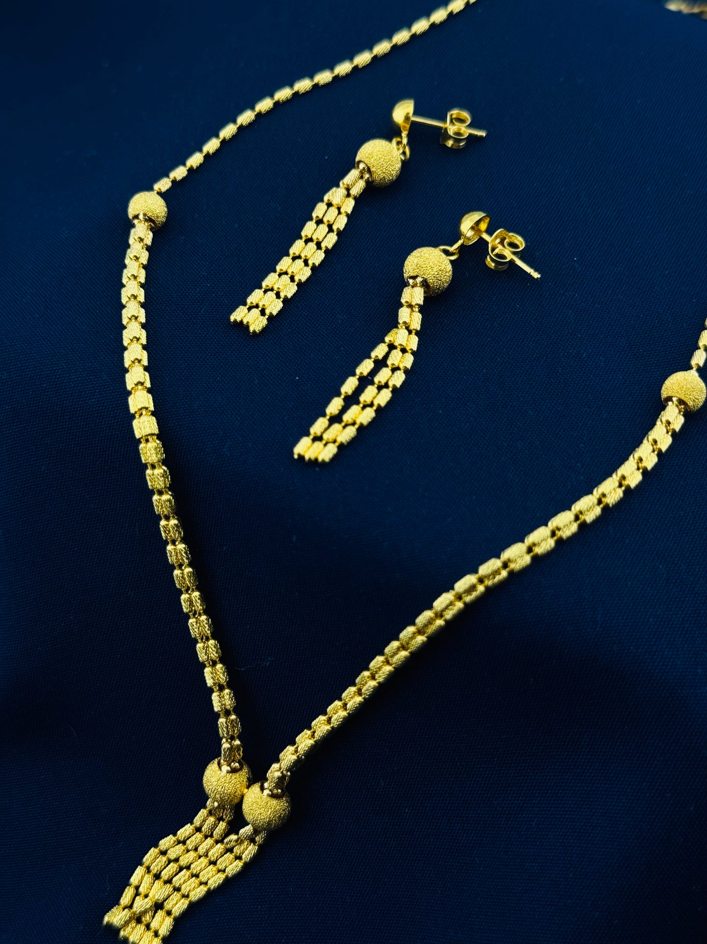 22k Solid Gold Ladies Set LS135