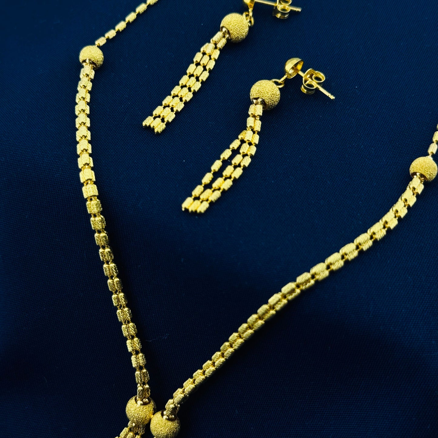 22k Solid Gold Ladies Set LS135