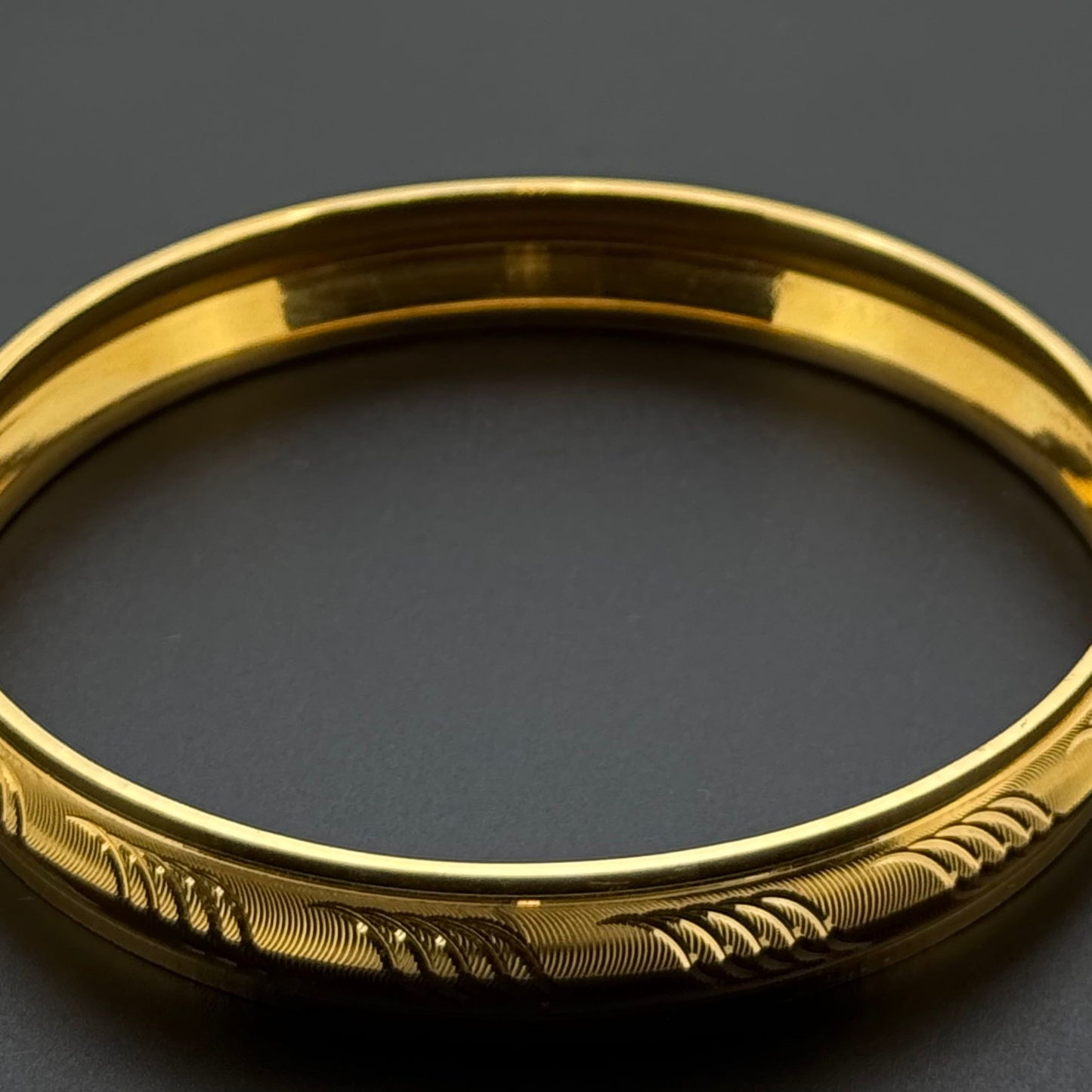 22k Simple Men bangle MB48