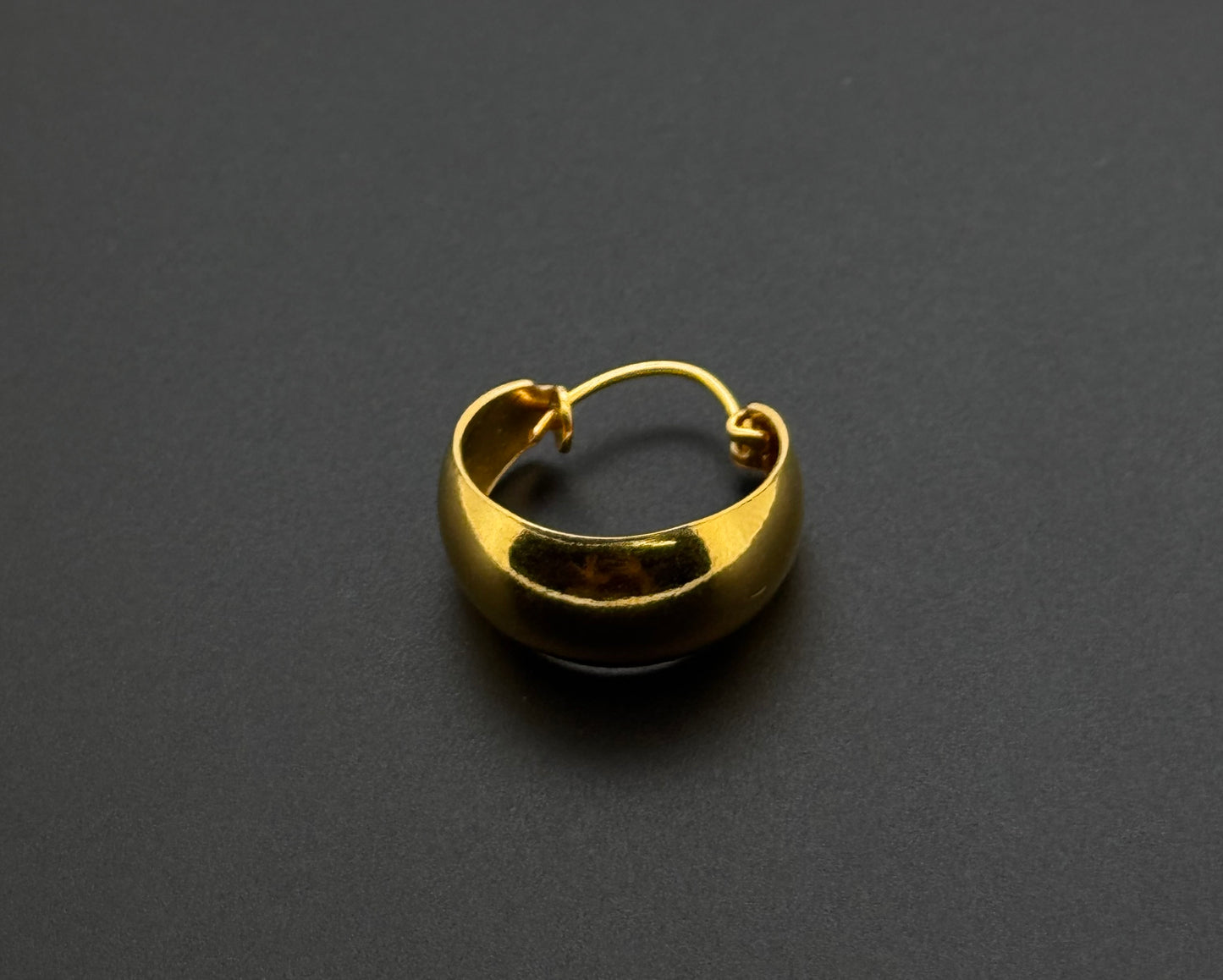 22K Simple HIgh Polished Hoop Earrings ME89