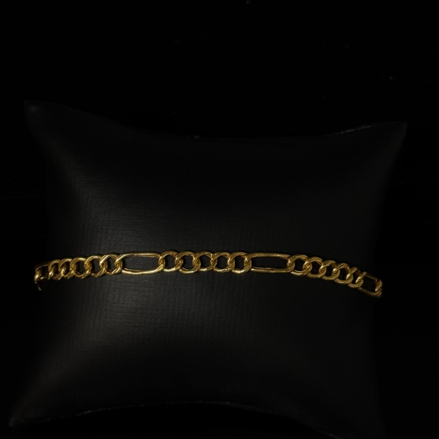22K Elegant Men Bracelet MMB1