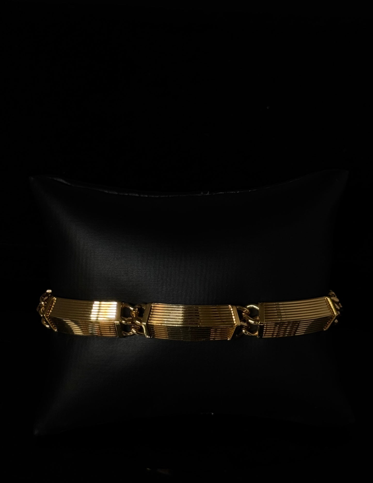 22K Elegant Men Bracelet MMB31