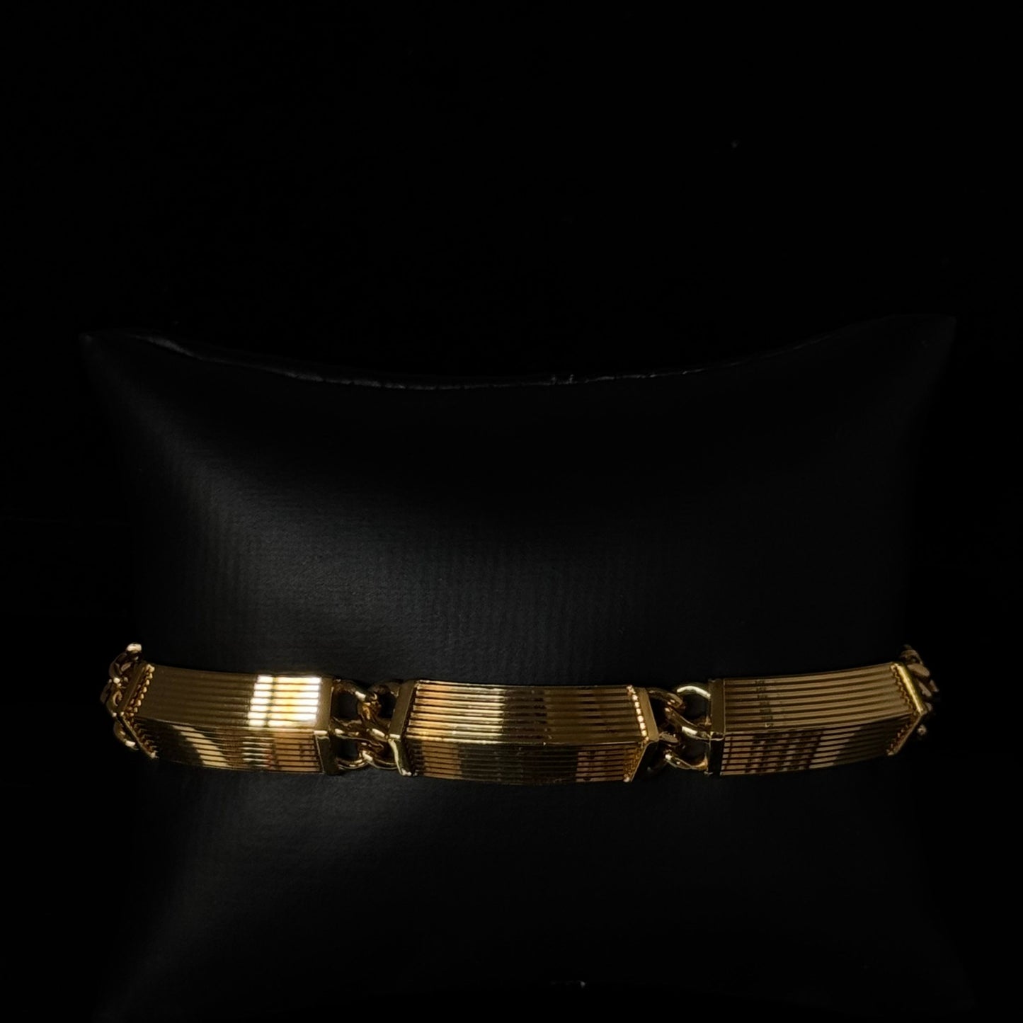 22K Elegant Men Bracelet MMB31