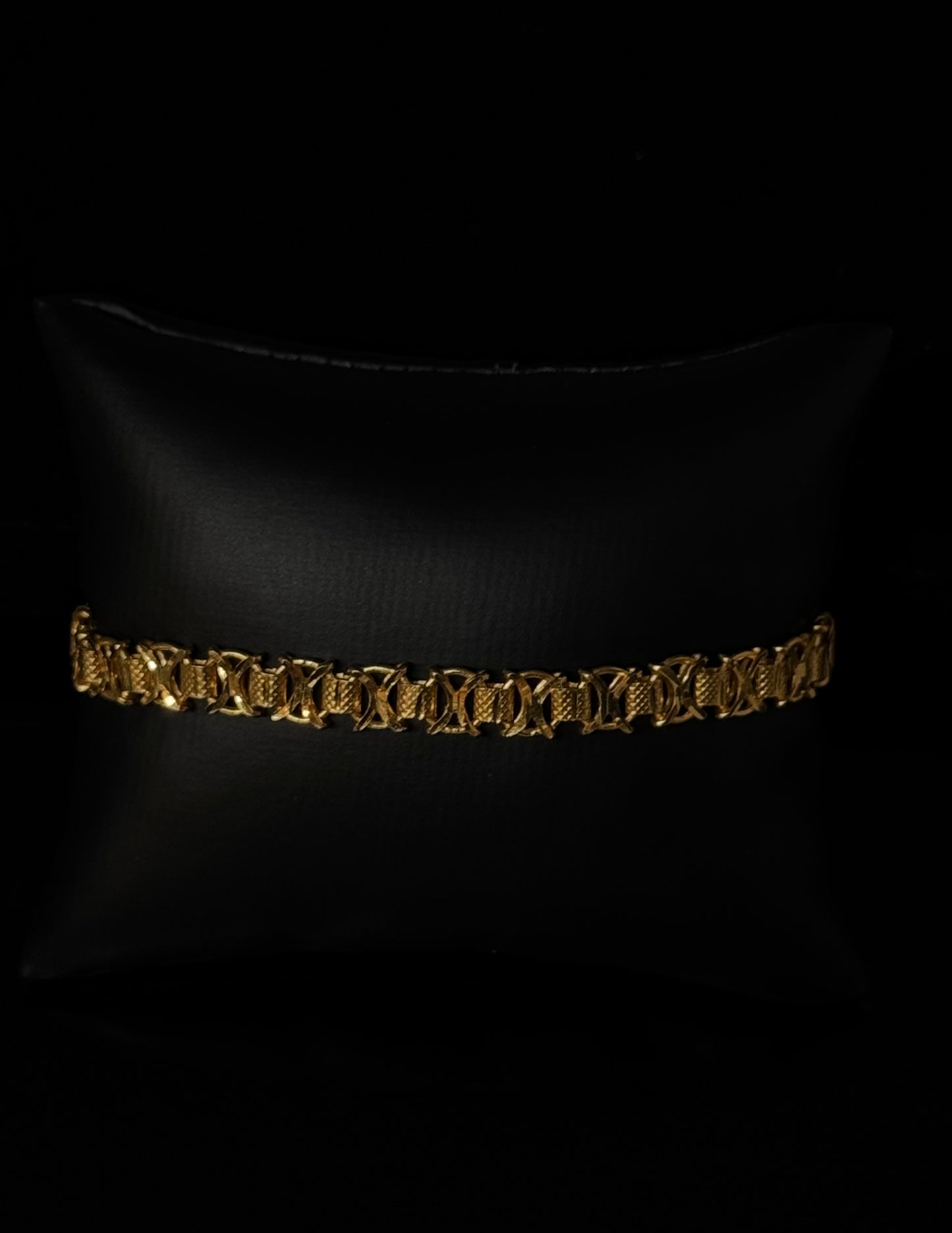 22K Elegant Men Bracelet MMB35