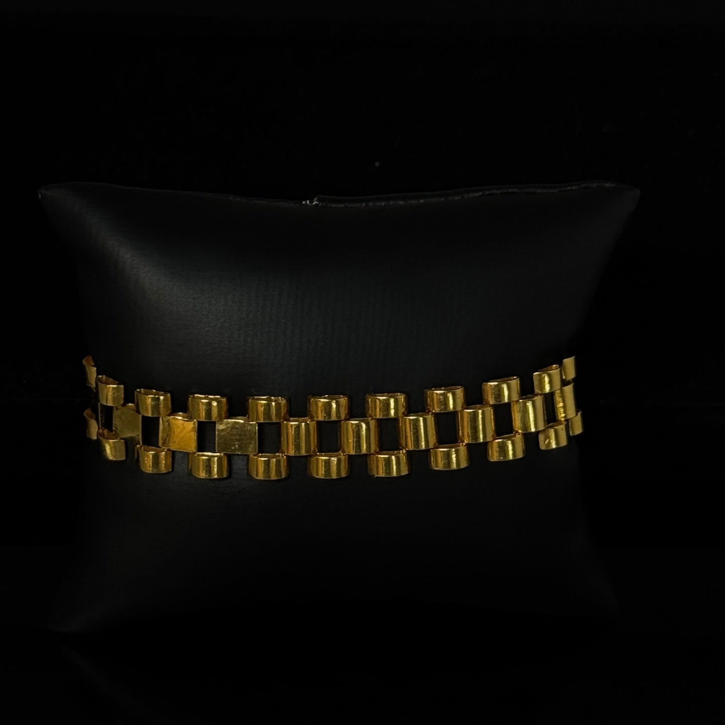22K Elegant Men Bracelet MMB42