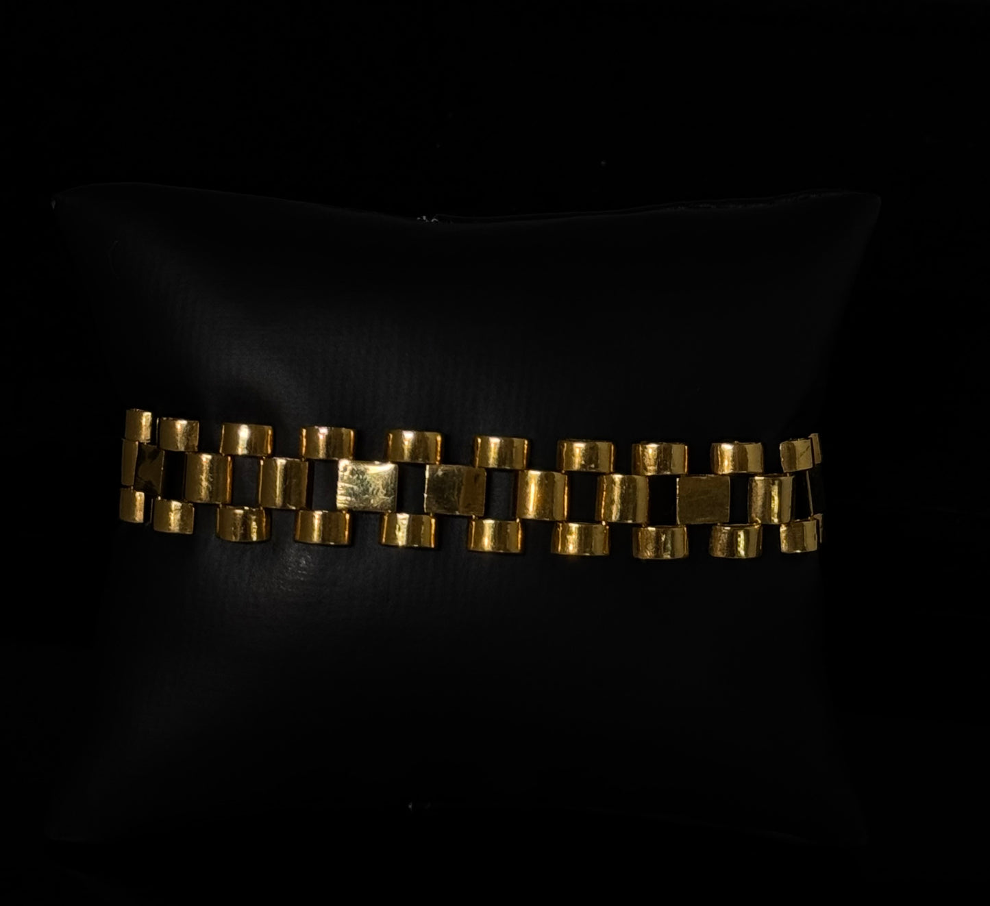 22K Elegant Men Bracelet MMB46