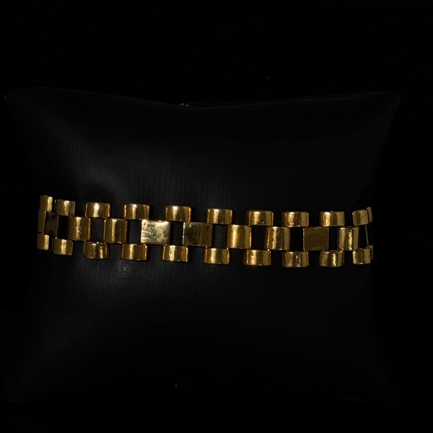 22K Elegant Men Bracelet MMB46