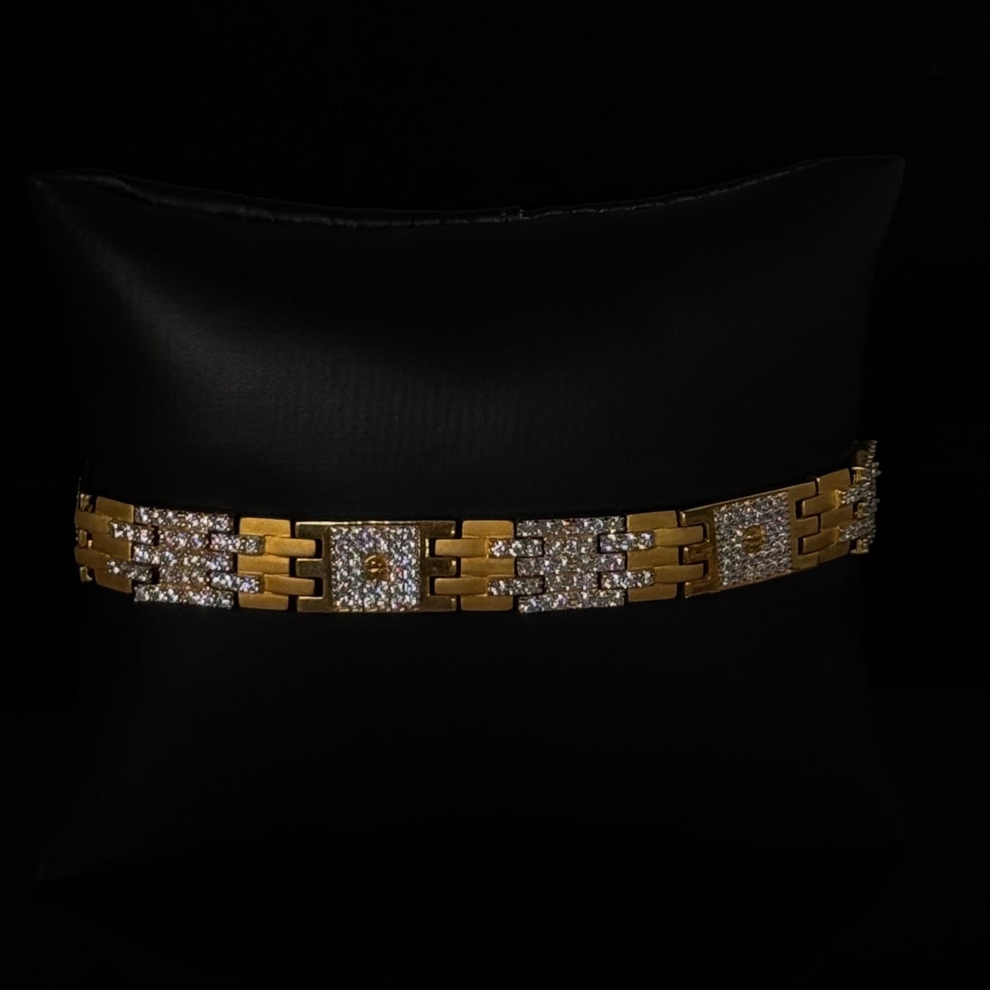 22K Elegant Men Bracelet MMB57