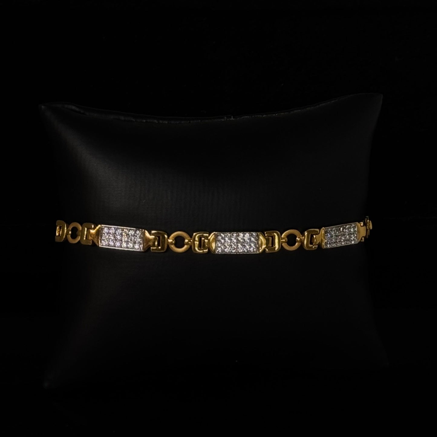22K Elegant Men Bracelet MMB59