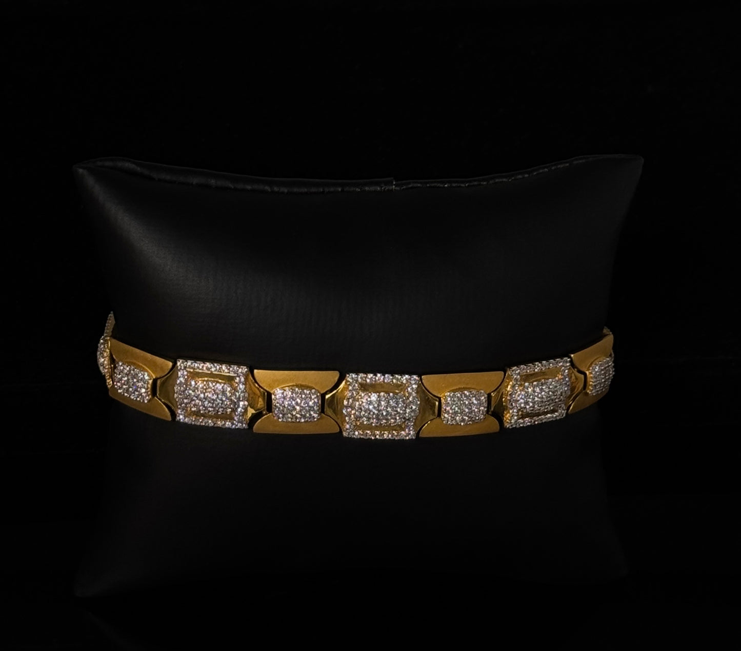 22K Elegant Men Bracelet MMB60