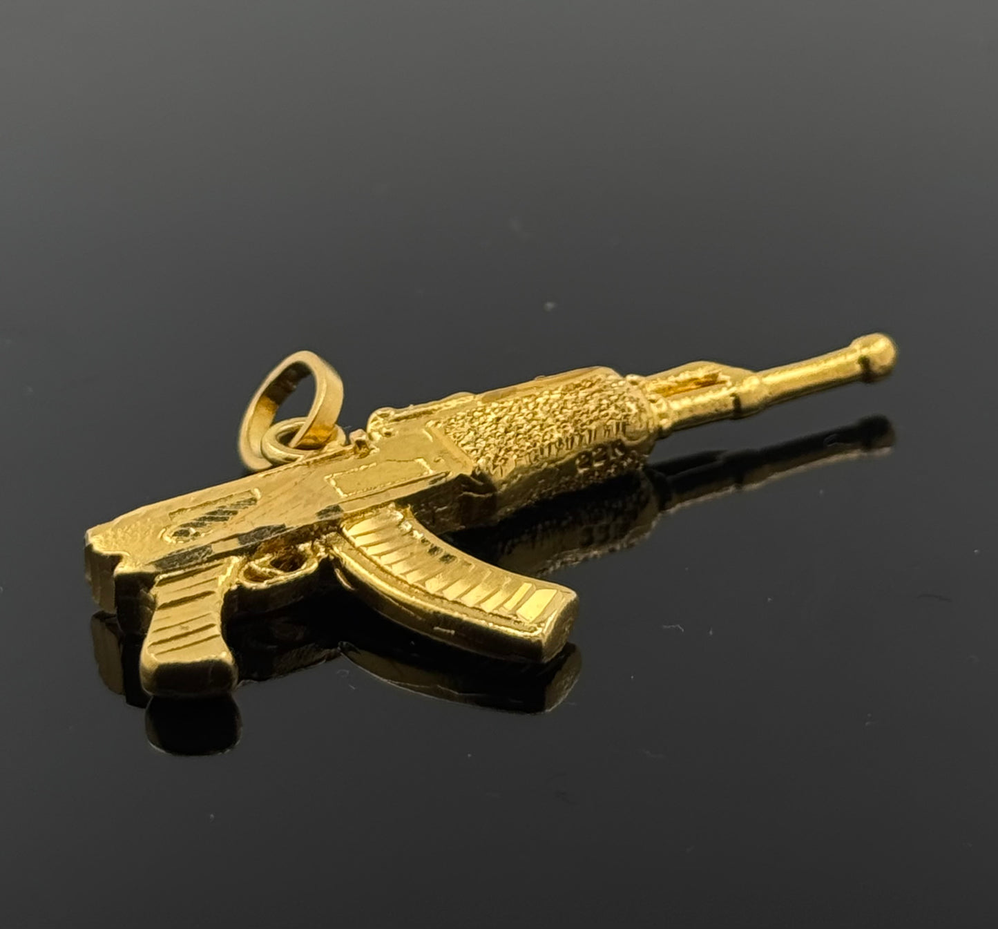 22K Solid Gold Fancy Pendants P129