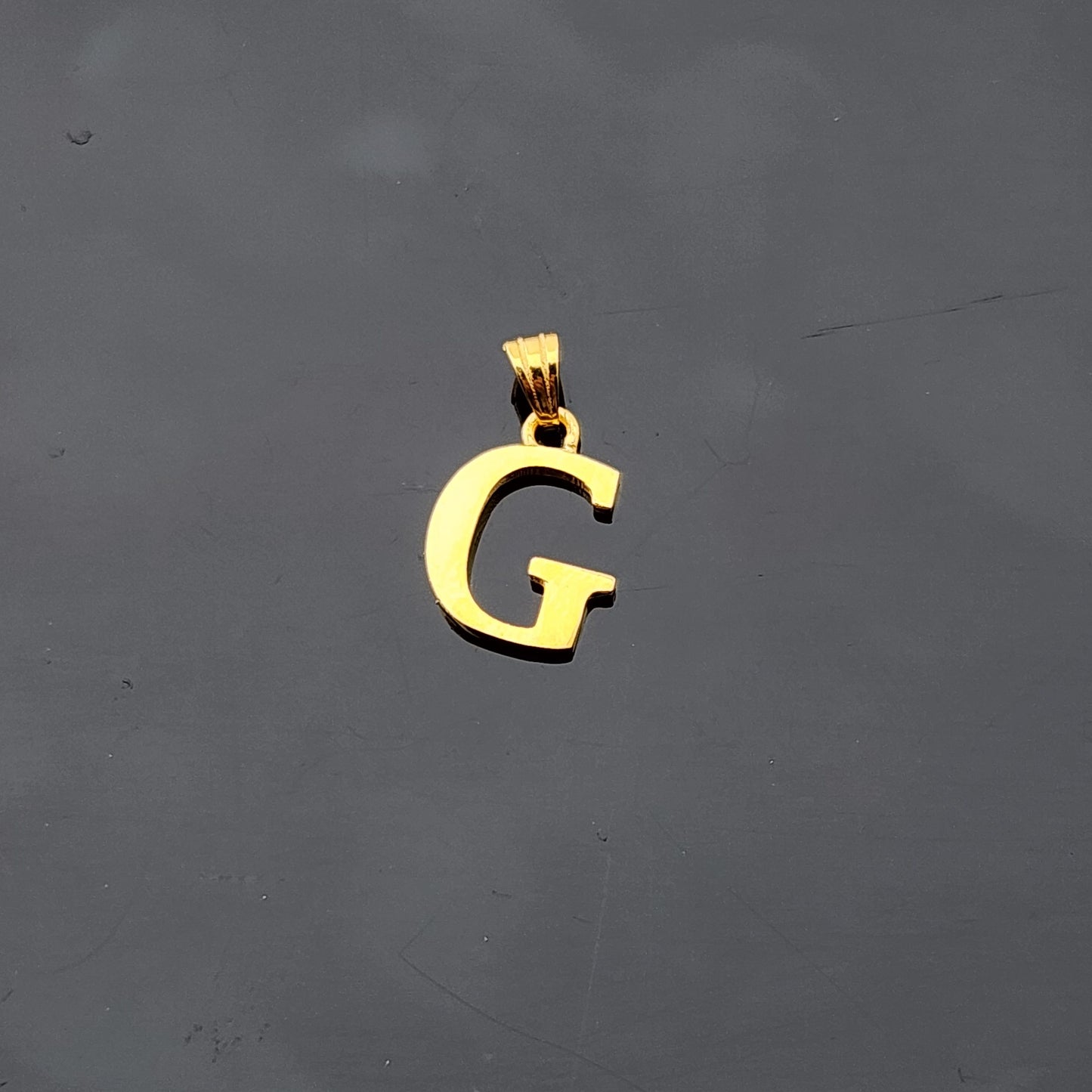 22K Solid Gold Letter Pendant P1547
