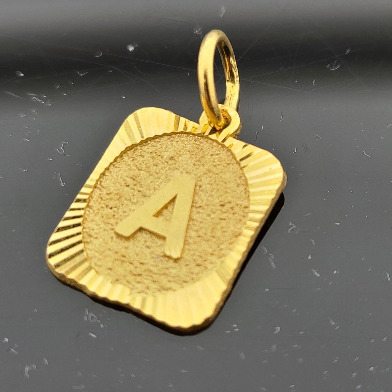 22K Solid Gold Letter Pendant P1635