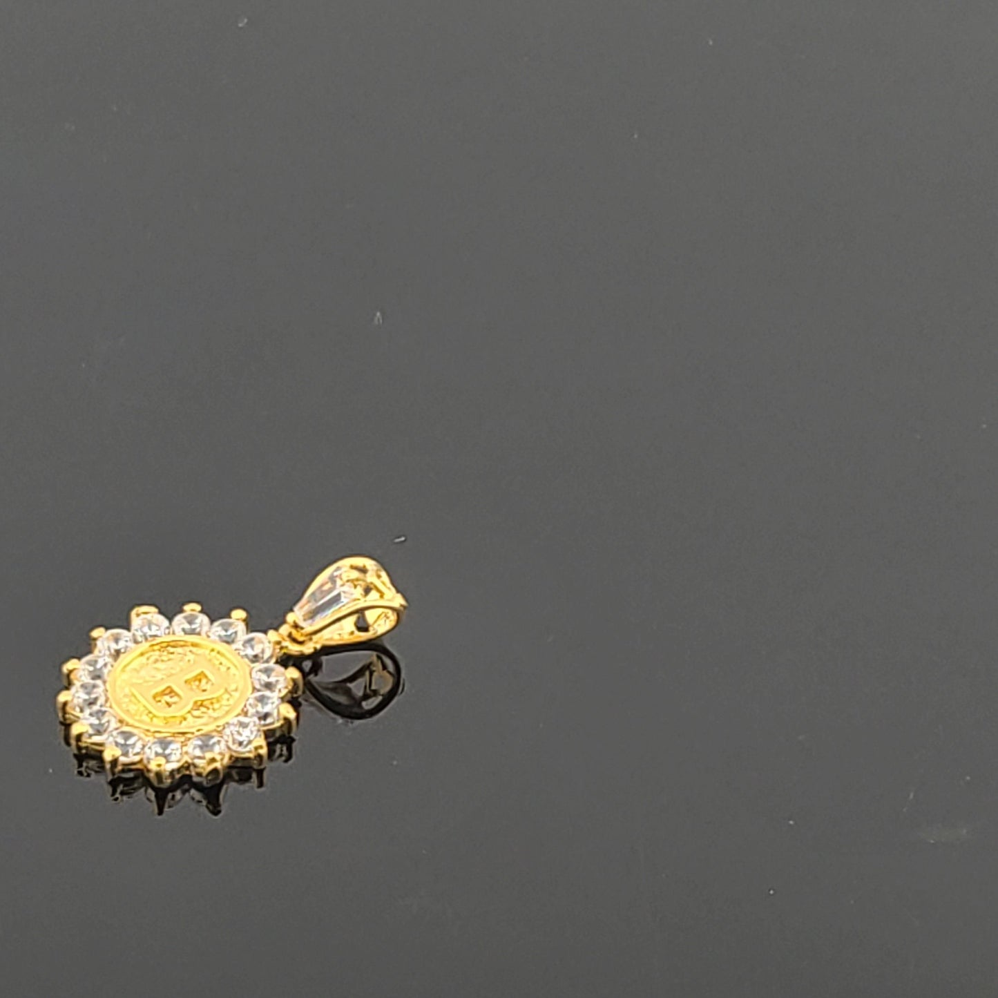 22K Solid Gold Letter Pendant P1642