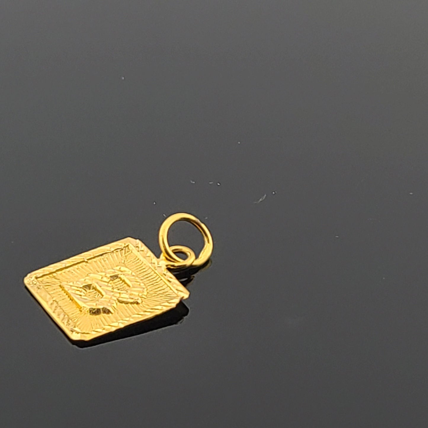 22K Solid Gold Letter Pendant P1650