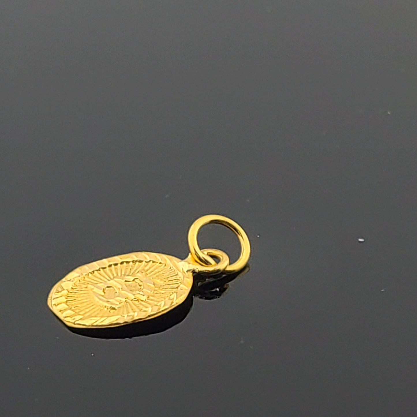 22K Solid Gold Letter Pendant P1652