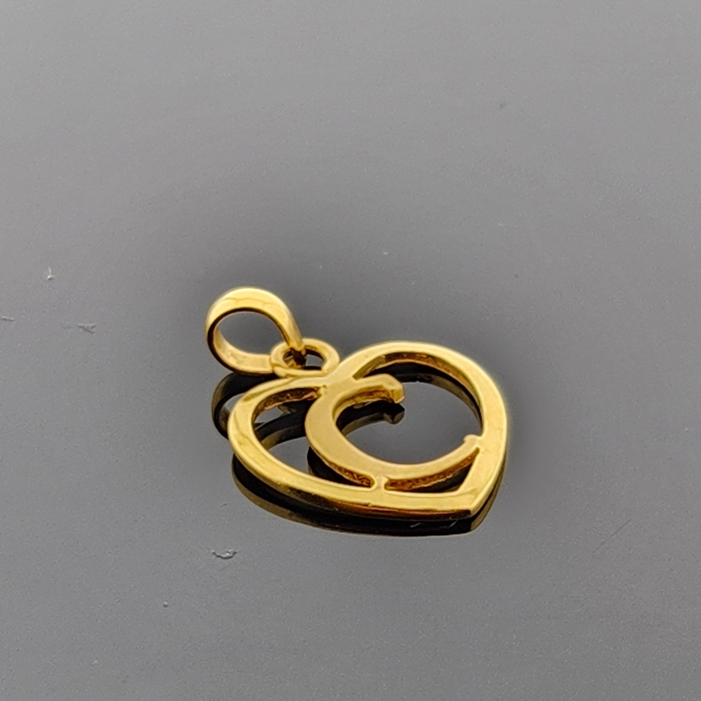 22K Solid Gold Letter Pendant P1670