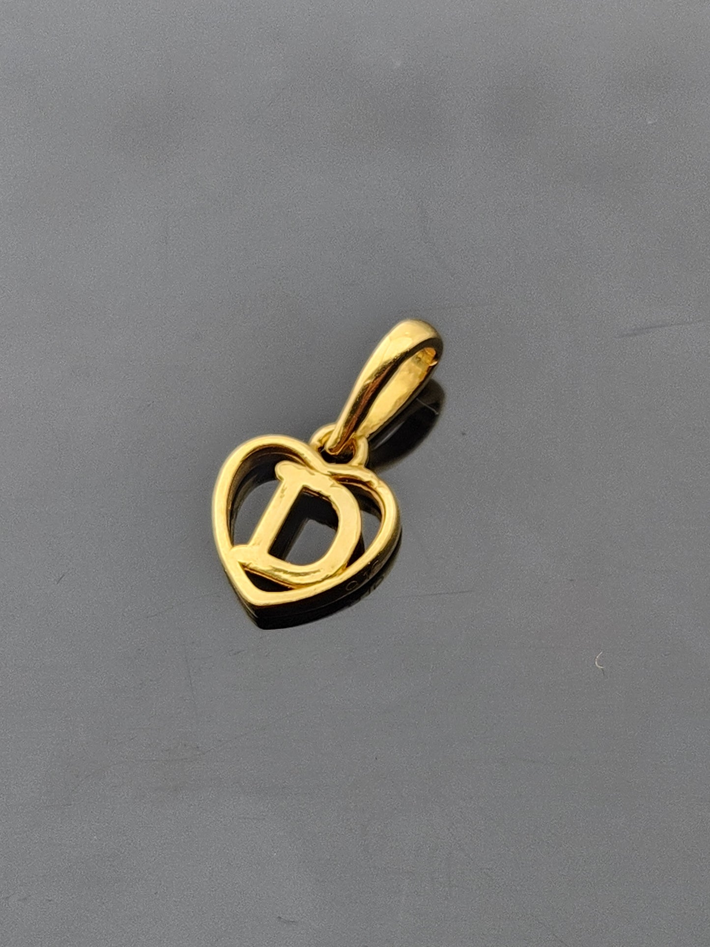 22K Solid Gold Letter Pendant P1689