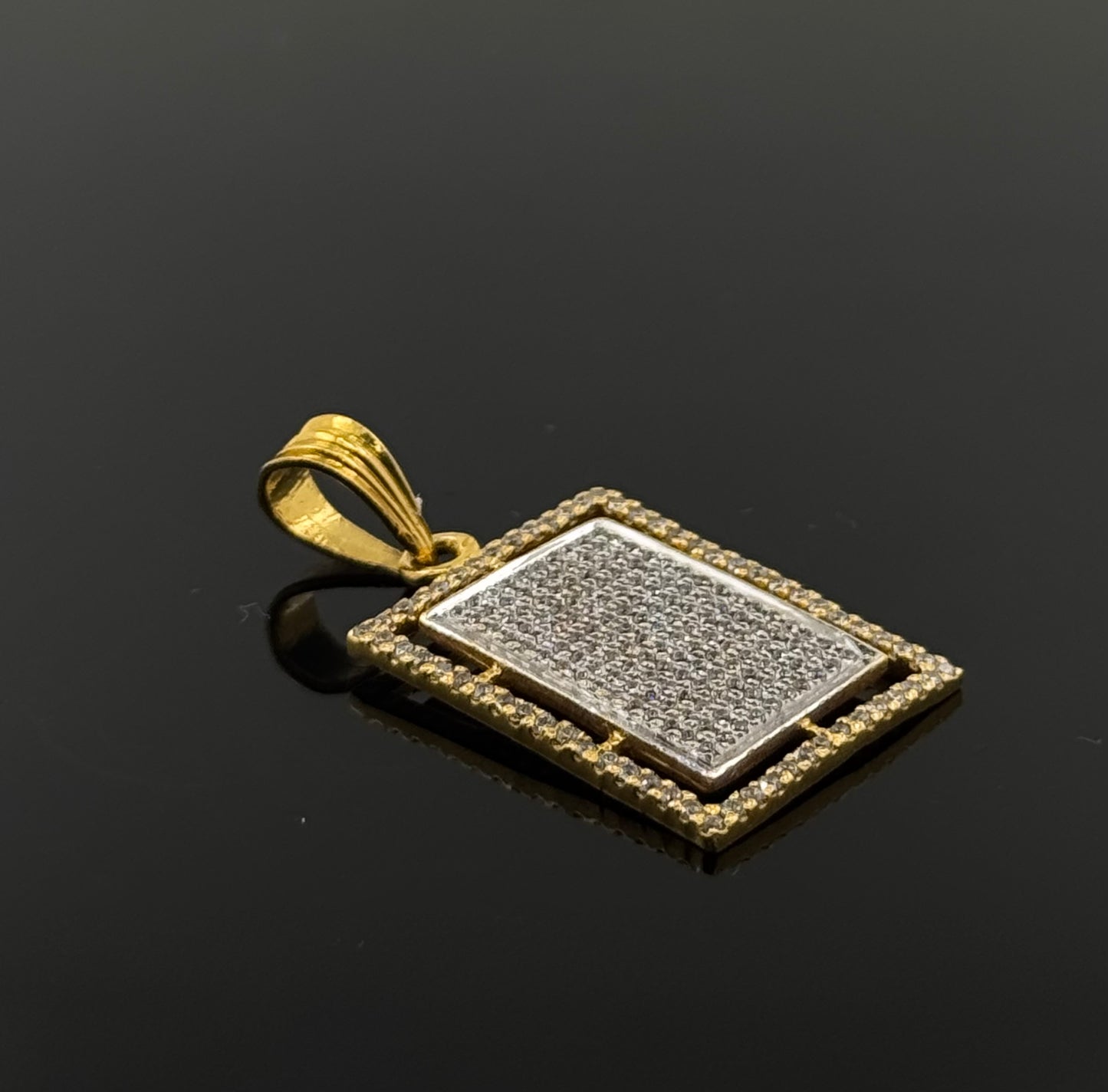 22K Solid Gold Fancy Pendants P170