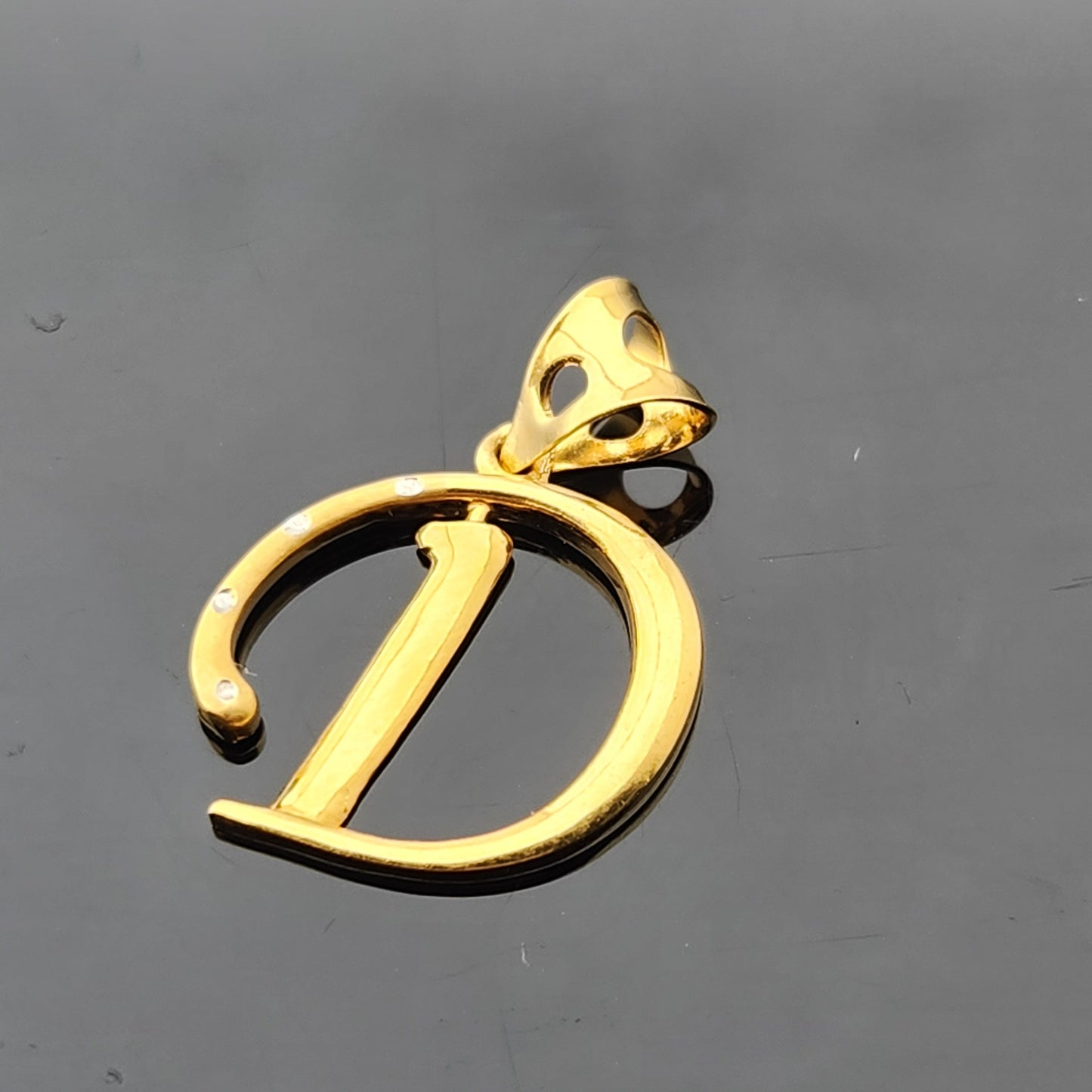 22K Solid Gold Letter Pendant P1700