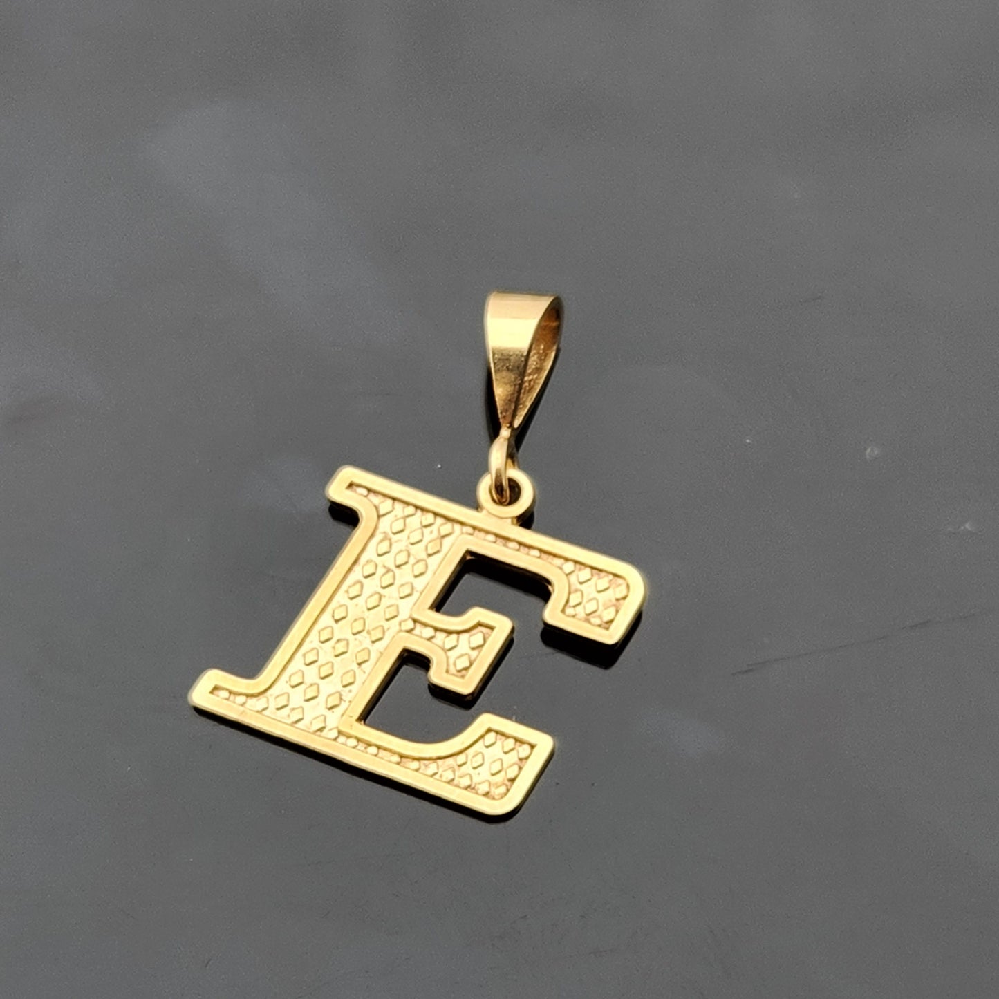 10K Solid Gold Letter Pendant P1714