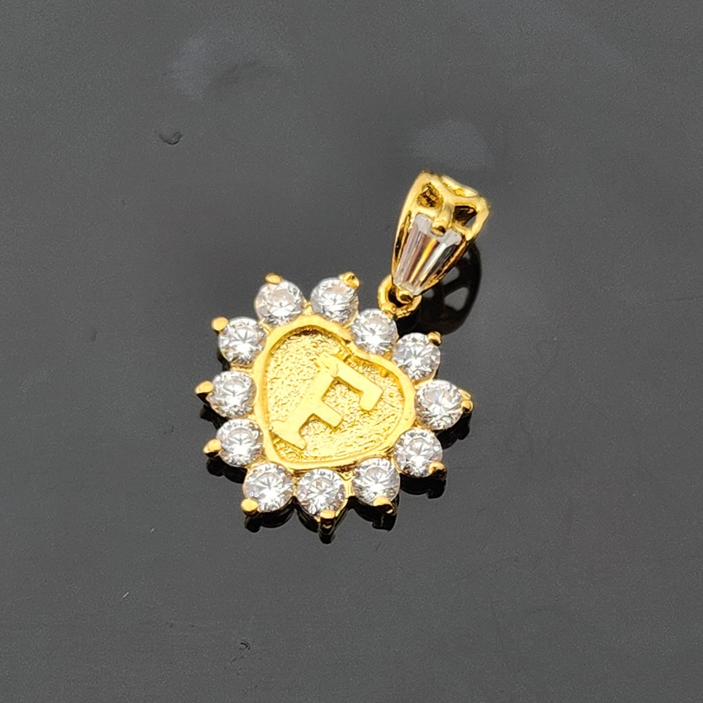 22K Solid Gold Letter Pendant P1716