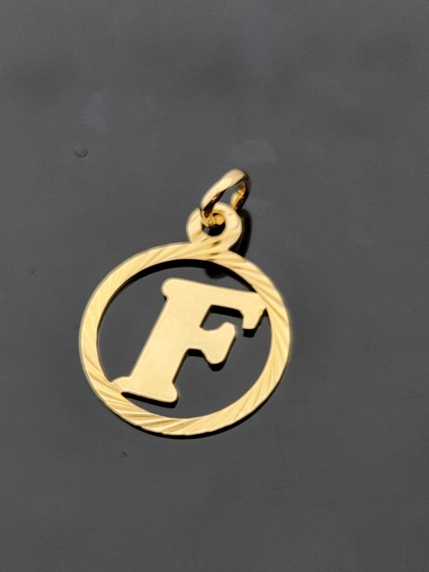 18K Solid Gold Letter Pendant P1735