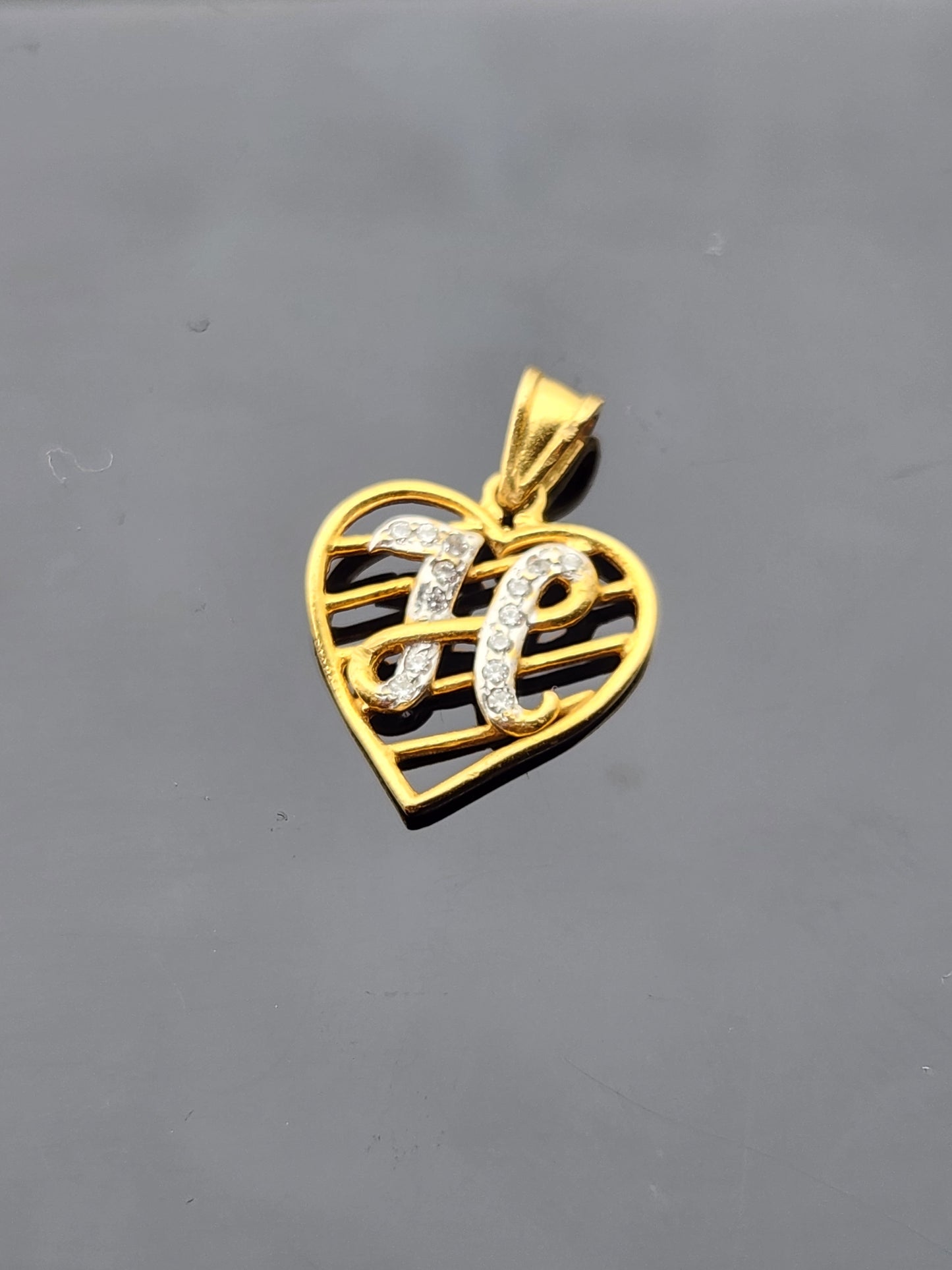 22K Solid Gold Letter Pendant P1754