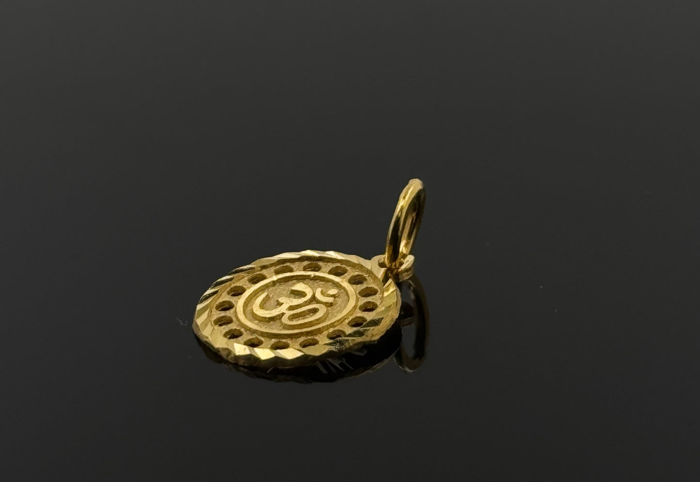 22K Solid Gold Hindu Pendants P393