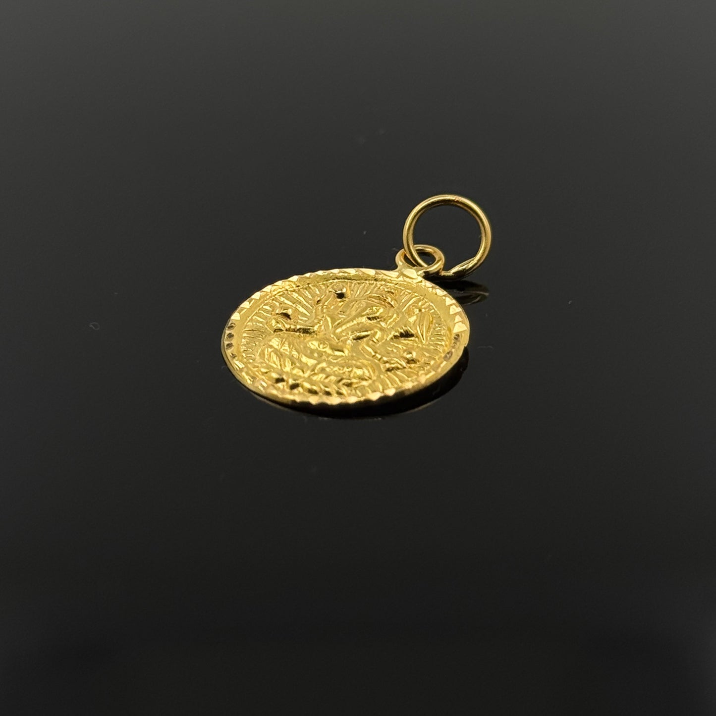 22K Solid Gold Hindu Pendants P402