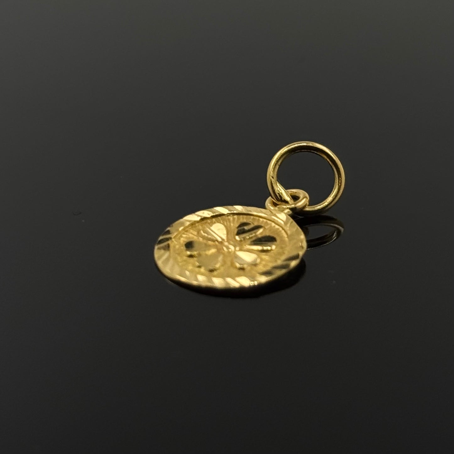 22K Solid Gold Fancy Pendants P450