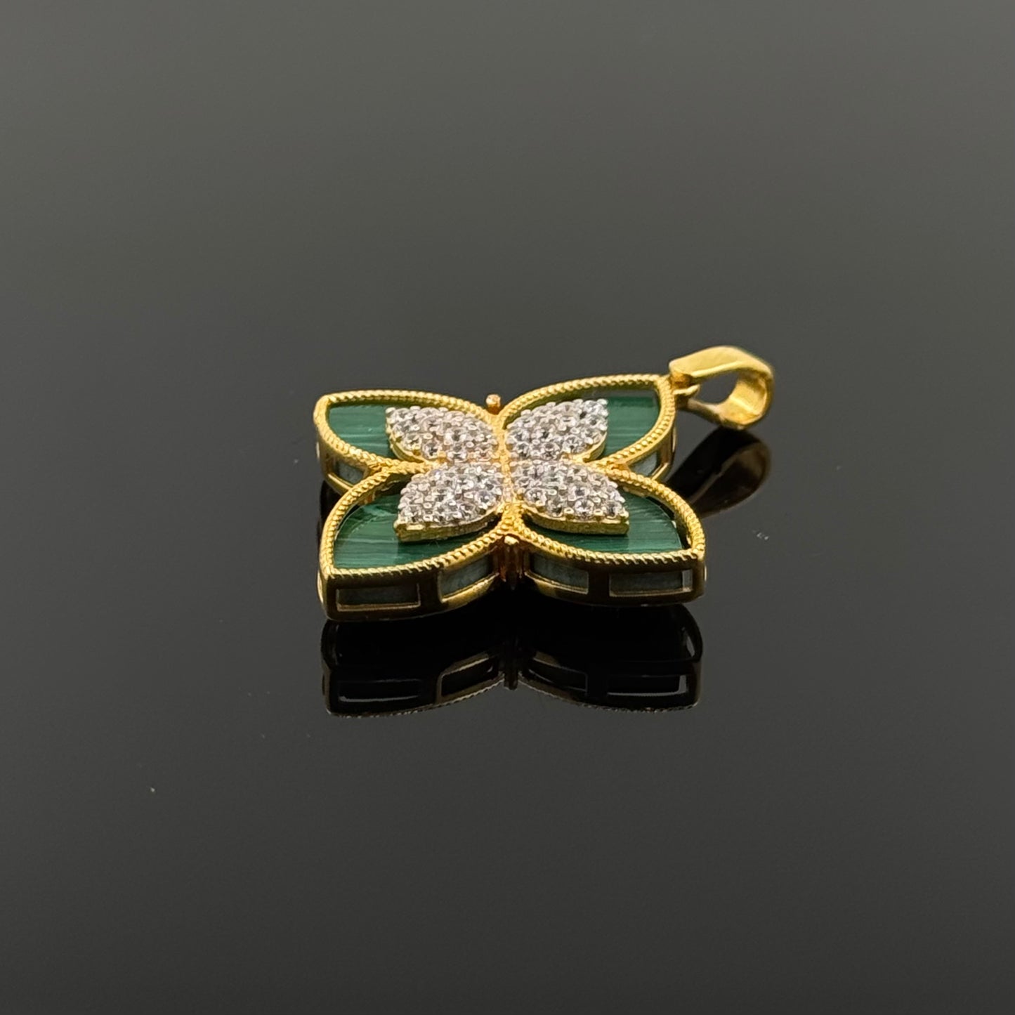 21K Solid Gold Fancy Pendants P618
