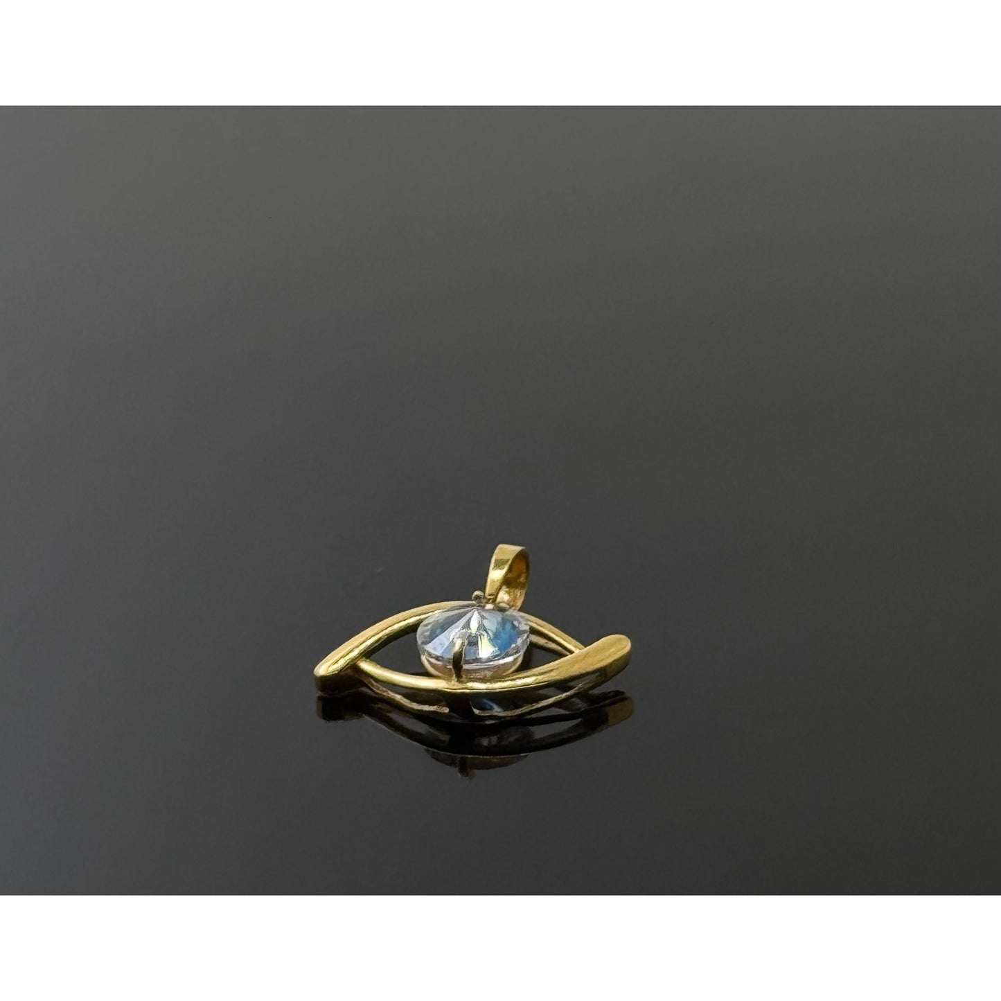 22K Solid Gold Fancy Pendants P773