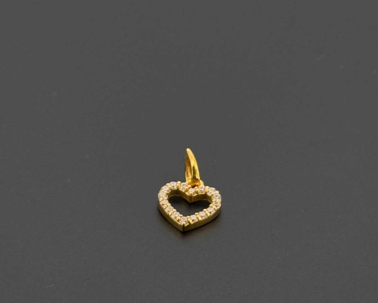 22K Solid Gold Fancy Pendants P827