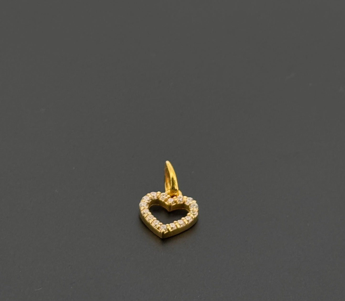 22K Solid Gold Fancy Pendants P829